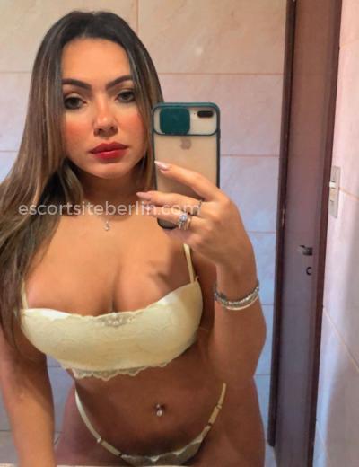 Hure Diana Tamashiro - Foto  4 №734