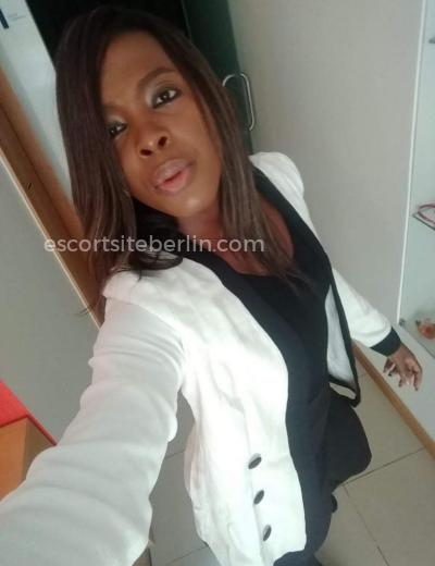 Hure Bia Brandão  - Foto  11 №737
